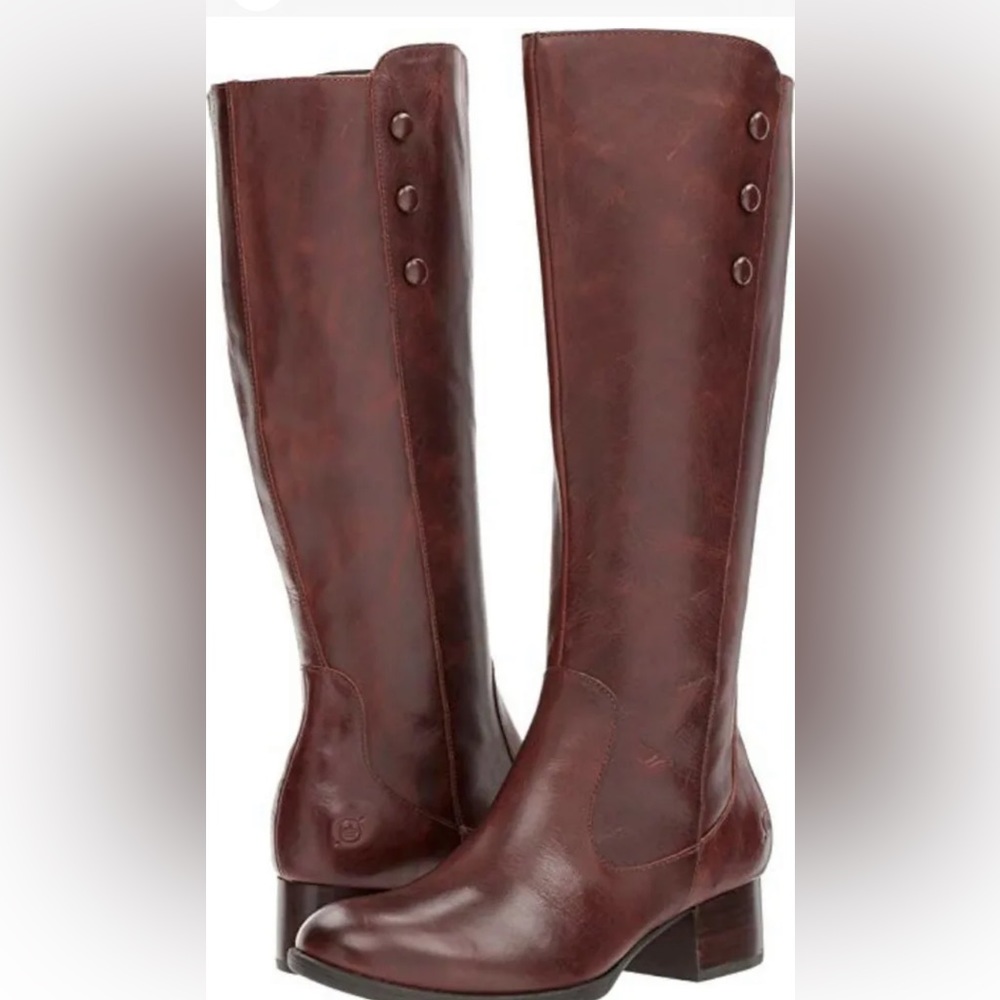 Born brown Belinda riding boots size 8US.